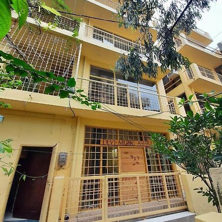 לינה וארוחת בוקר רישיקש Devi Music Ashram מראה חיצוני תמונה
